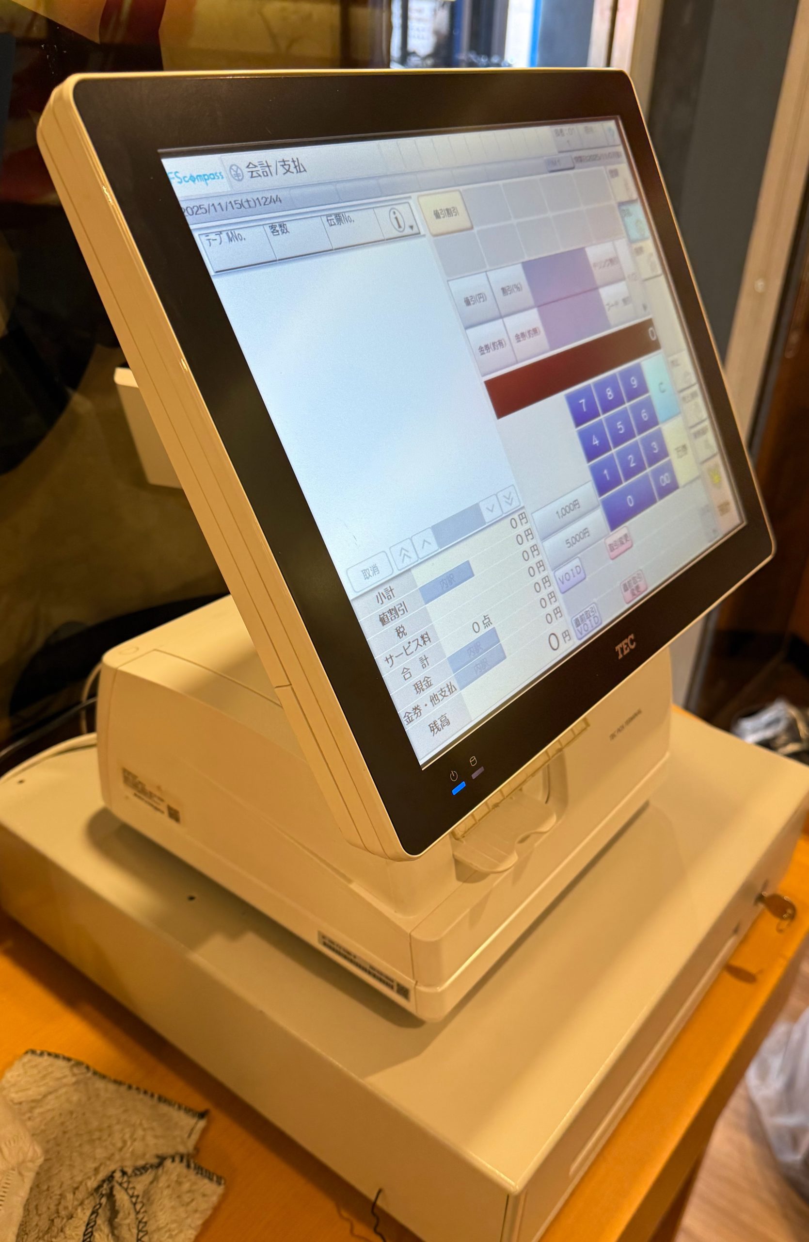 中古POSレジの導入致しました