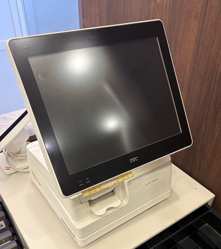 フードコート用のPOSレジ設置いたしました
